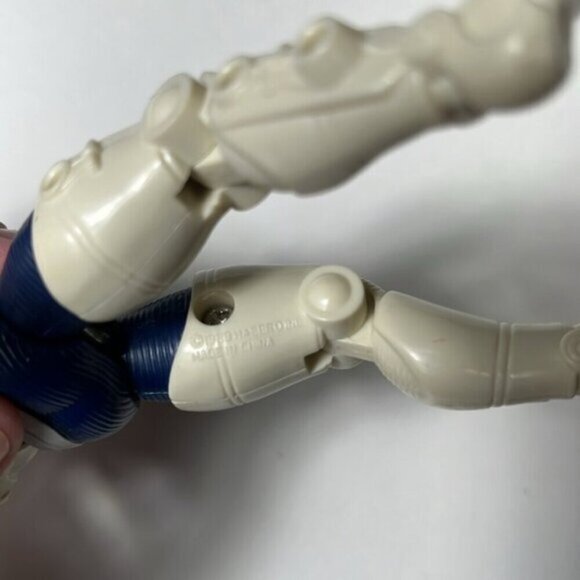 Hasbro Cops N Crooks A.P.E.S APES 1989 Action Figure - Picture 2 of 2